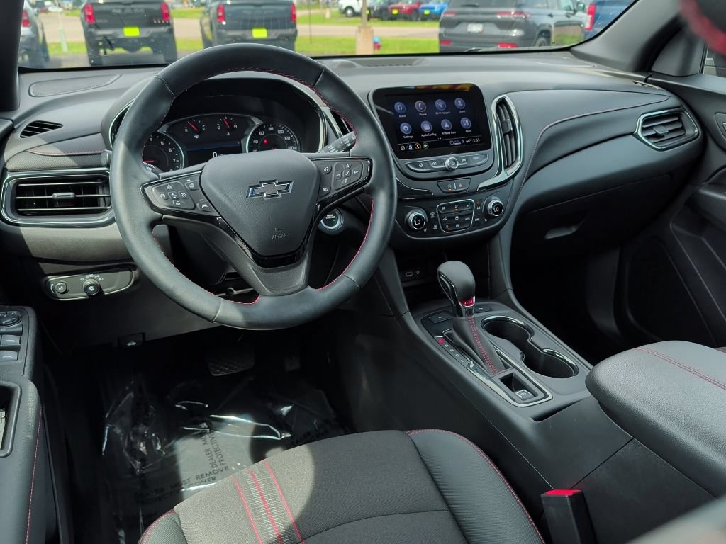 Used 2023 Chevrolet Equinox RS AWD/4WD image 15