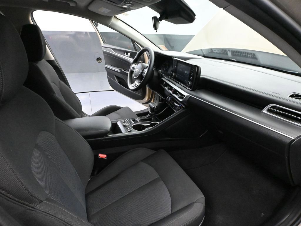 Used 2021 Kia K5 LXS image 45