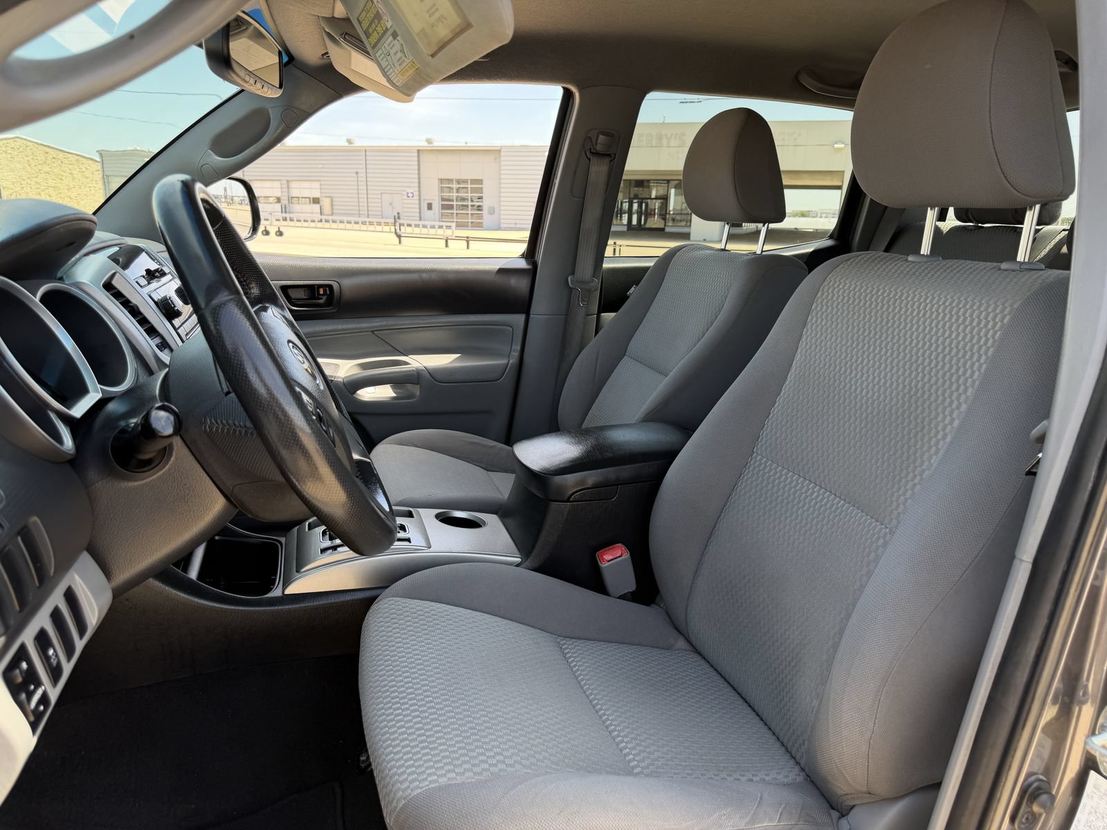 Used 2012 Toyota Tacoma PreRunner w/ SR5 Pkg RWD image 25