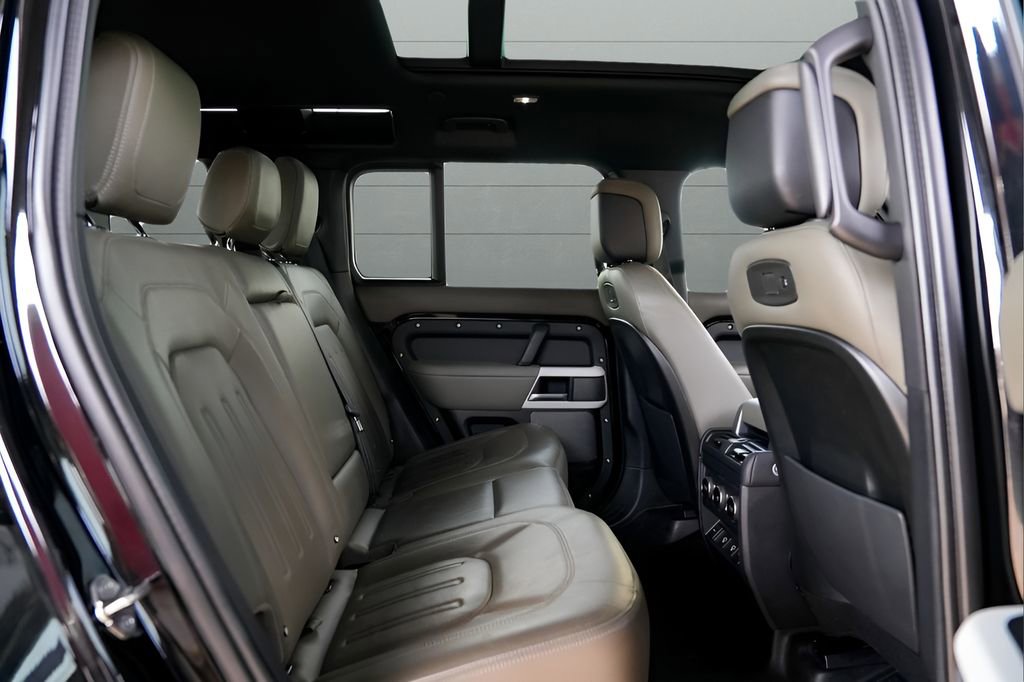 Used 2022 Land Rover Defender 110 XS Edition image 56