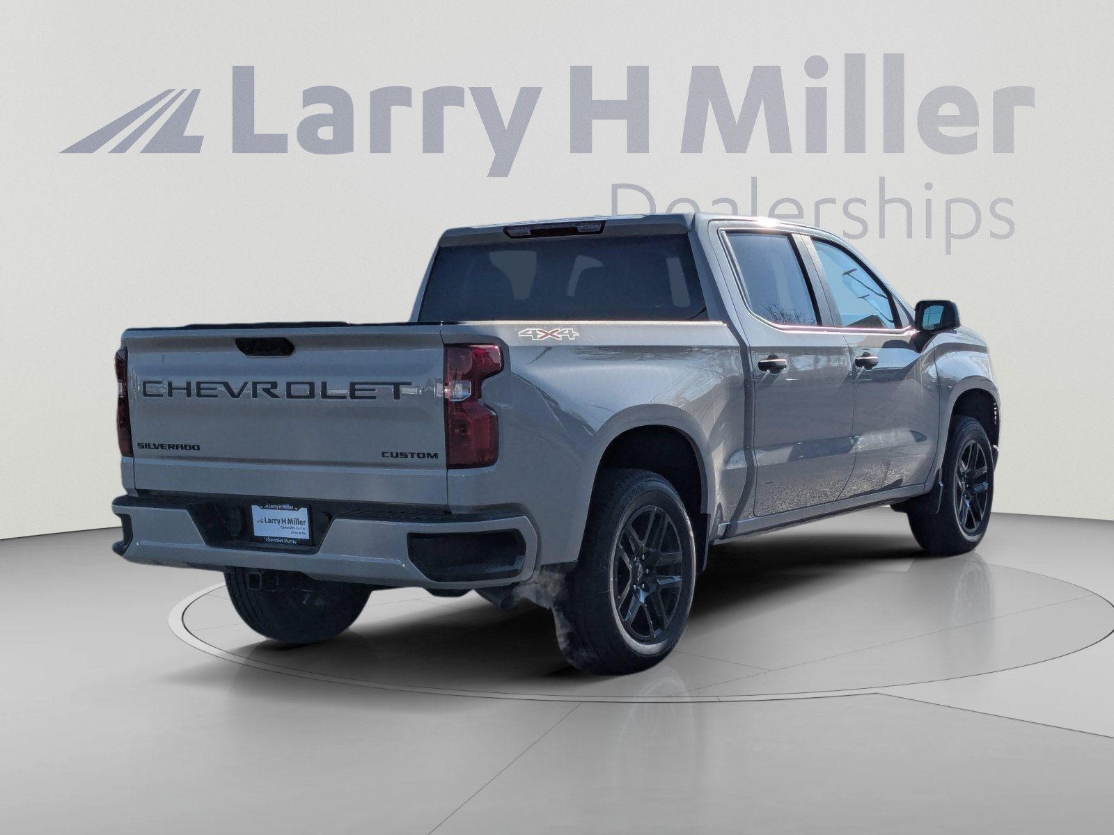 New 2026 Chevrolet Silverado 1500 Custom w/ LPO, Dark Essentials Package AWD/4WD image 5