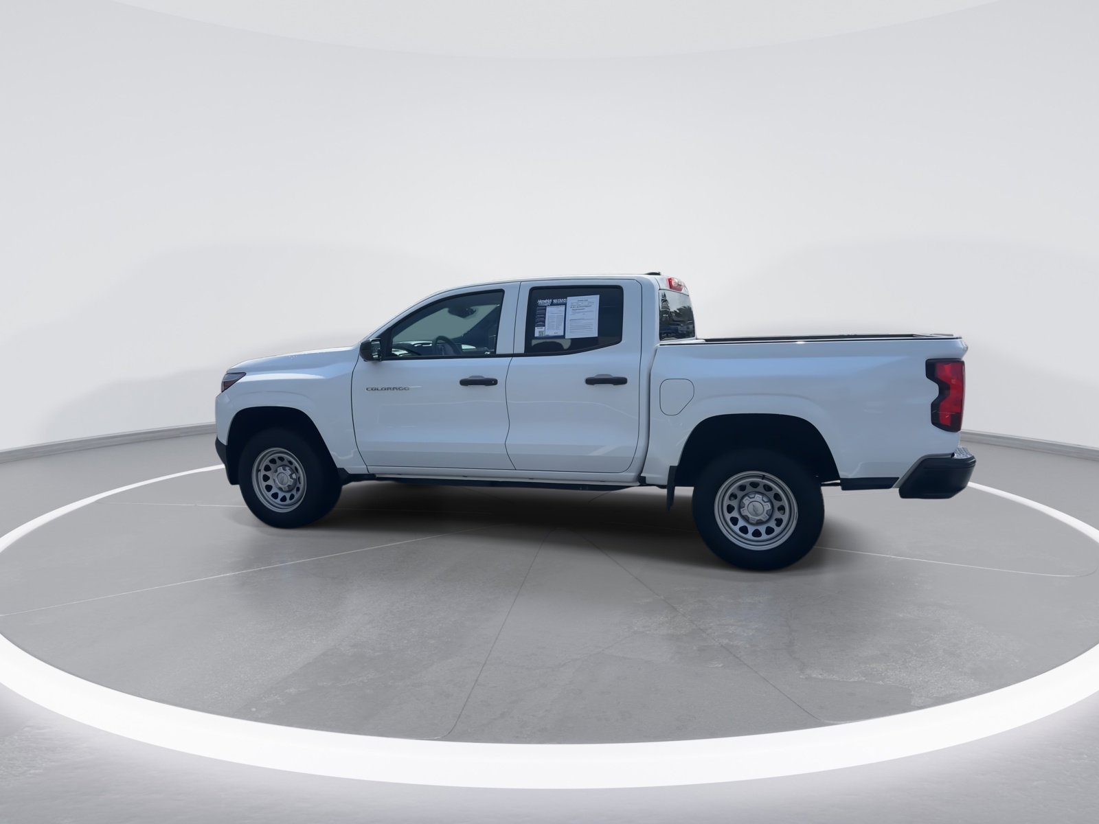 Used 2023 Chevrolet Colorado W/T image 6