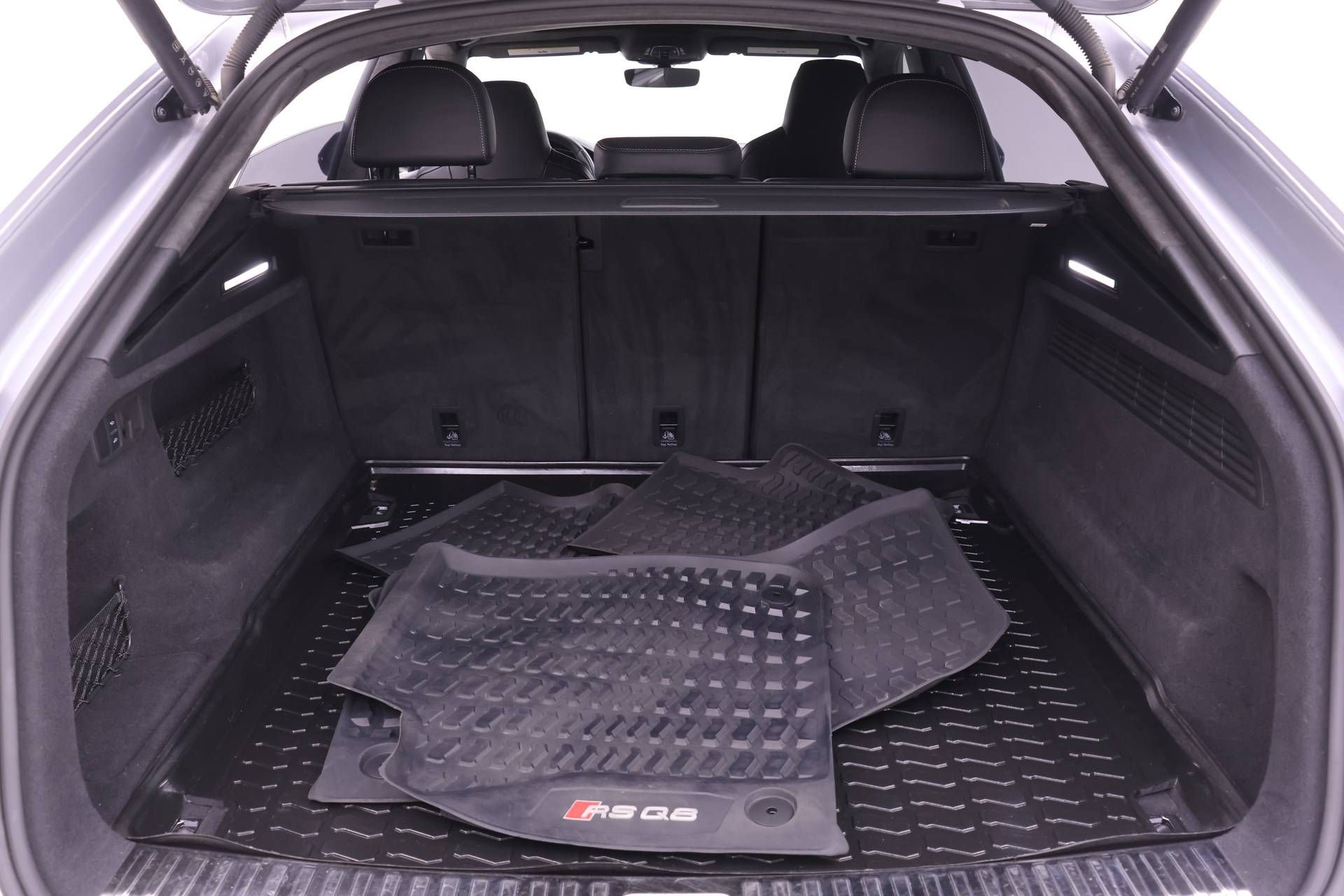 Certified 2021 Audi RS Q8 w/ Black Optic Package AWD/4WD image 19