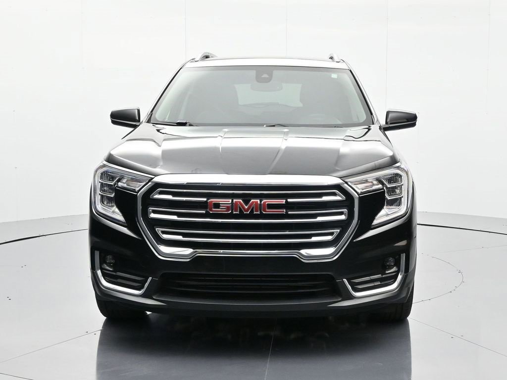 Used 2023 GMC Terrain SLT image 2