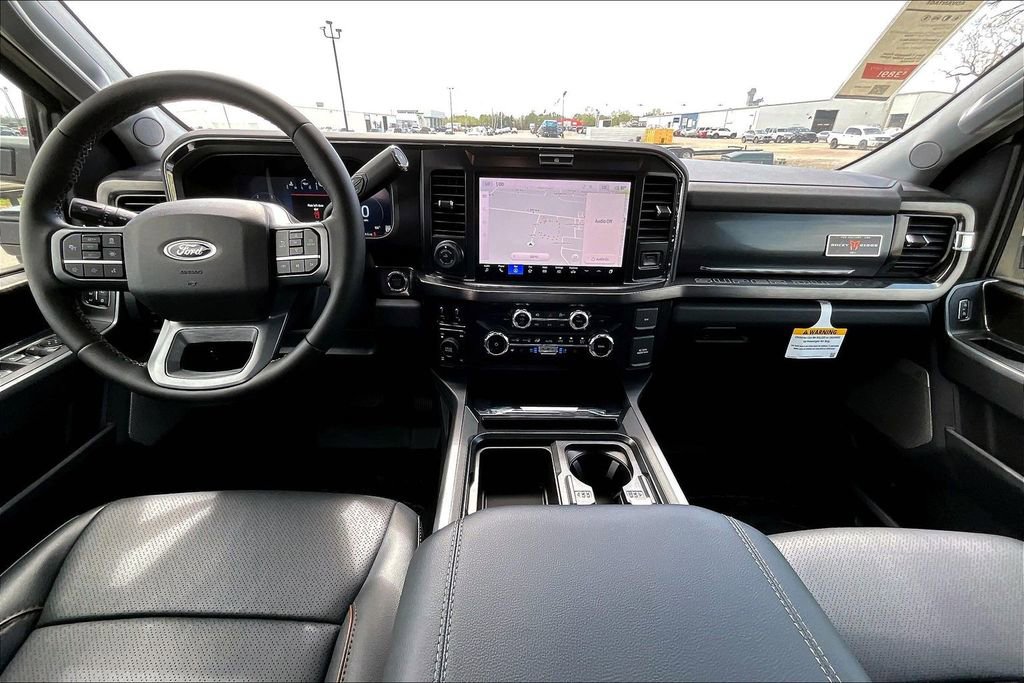 New 2026 Ford F250 Lariat w/ Black Appearance Package image 5