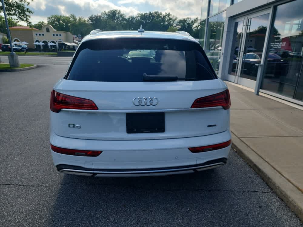 Used 2021 Audi Q5 2.0T Premium Plus w/ Premium Plus Package AWD/4WD image 8