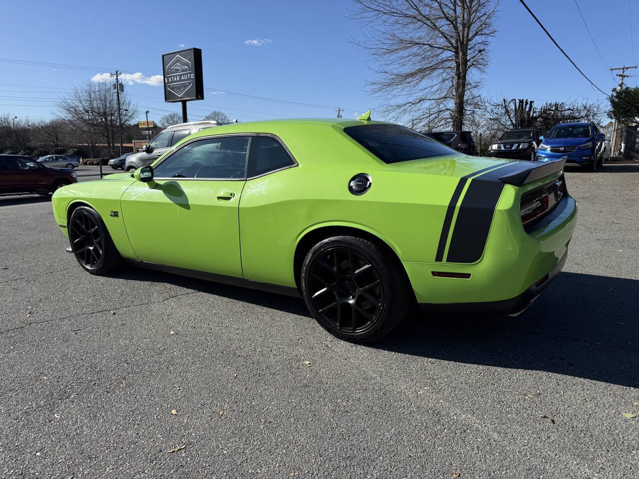 Used 2015 Dodge Challenger R/T Scat Pack w/ Scat Pack Appearance Package image 7