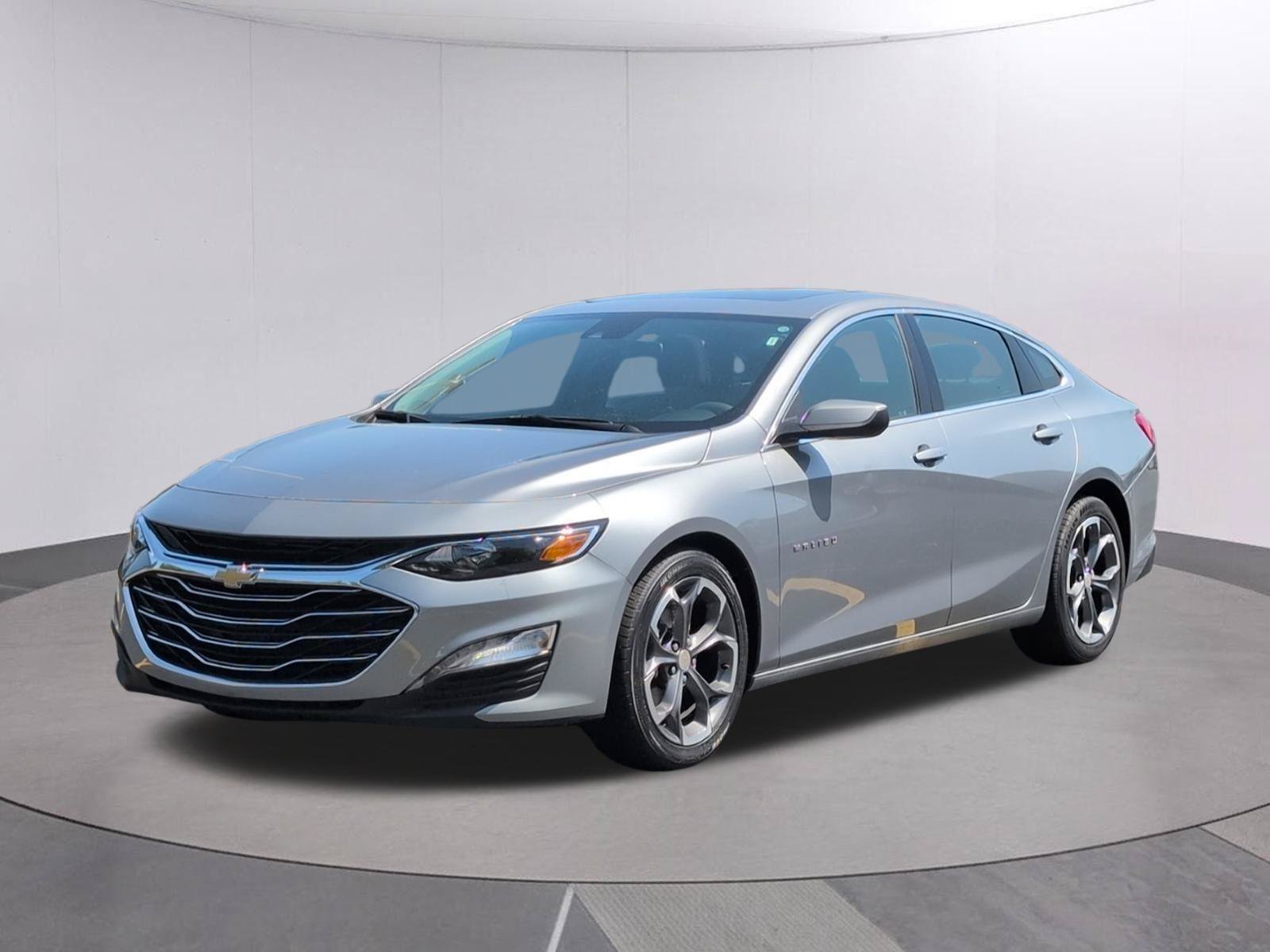 Used 2024 Chevrolet Malibu LT FWD image 1