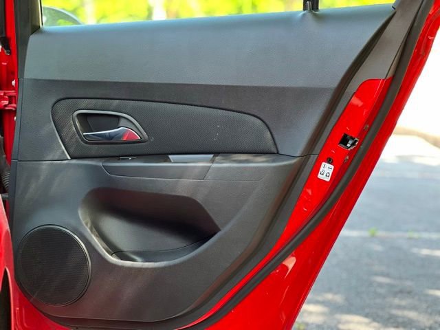 Used 2016 Chevrolet Cruze LTZ FWD image 17