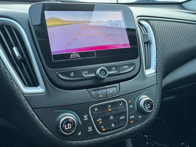 Used 2023 Chevrolet Malibu LT FWD image 9