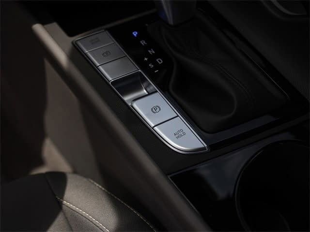 Certified 2025 Hyundai Elantra Blue image 18