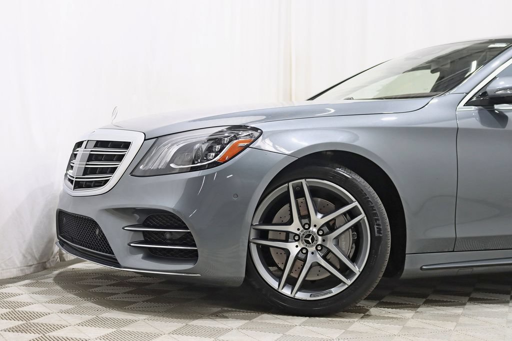 Used 2019 Mercedes-Benz S 560 4MATIC Sedan image 3