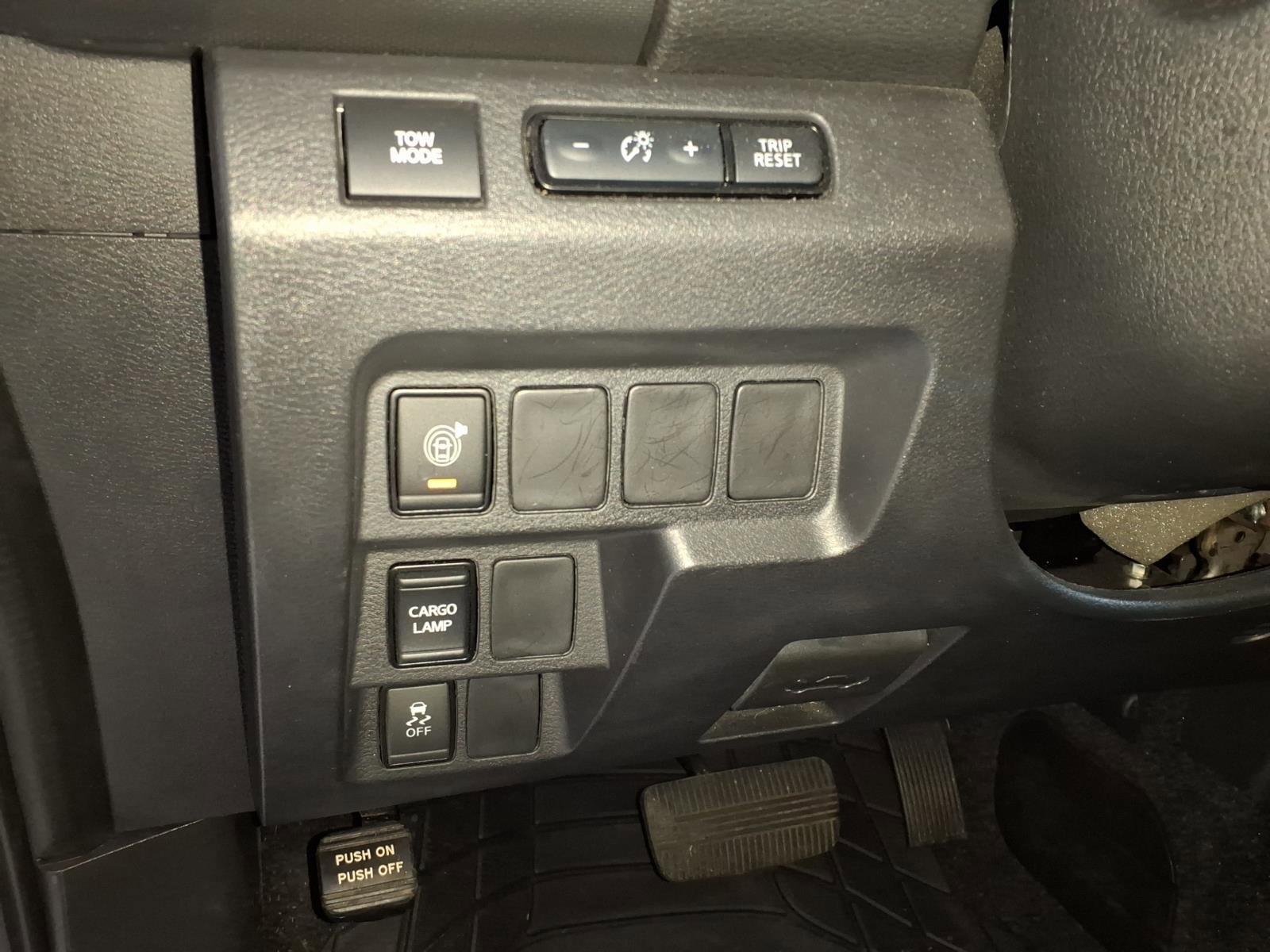 Used 2022 Nissan Frontier S w/ Technology Package image 6