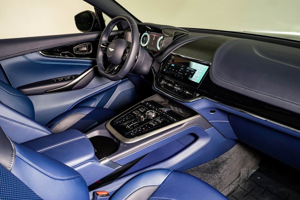 New 2025 Aston Martin DBX 707 image 17