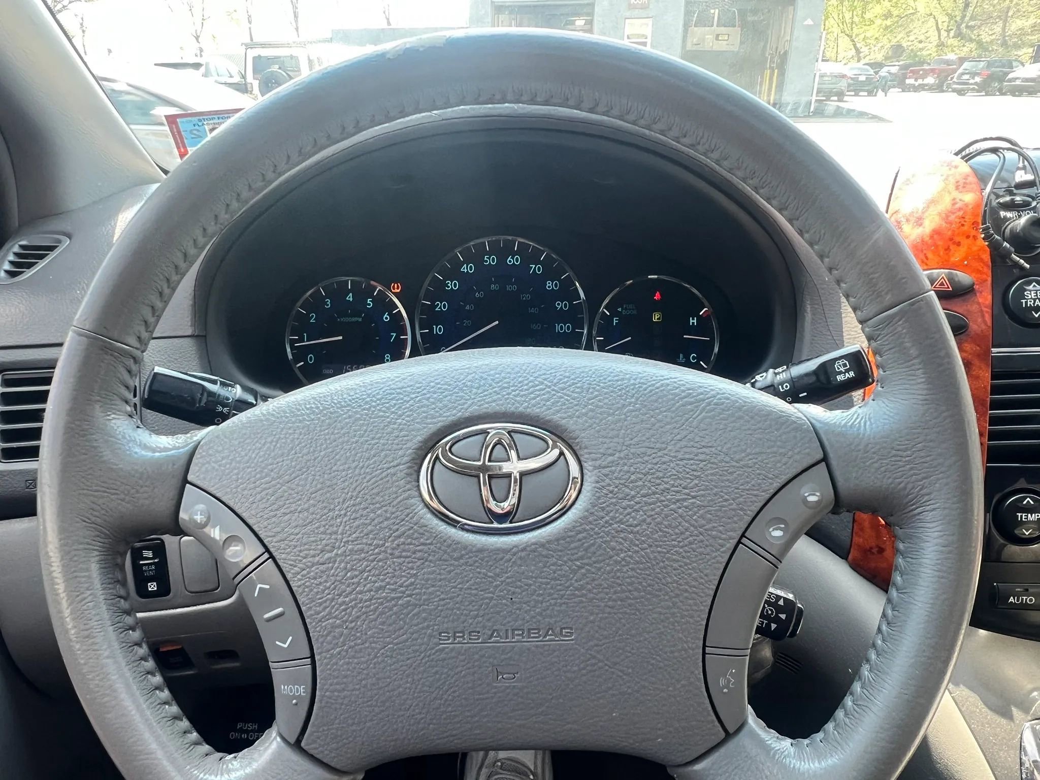 Used 2008 Toyota Sienna XLE Limited FWD image 19