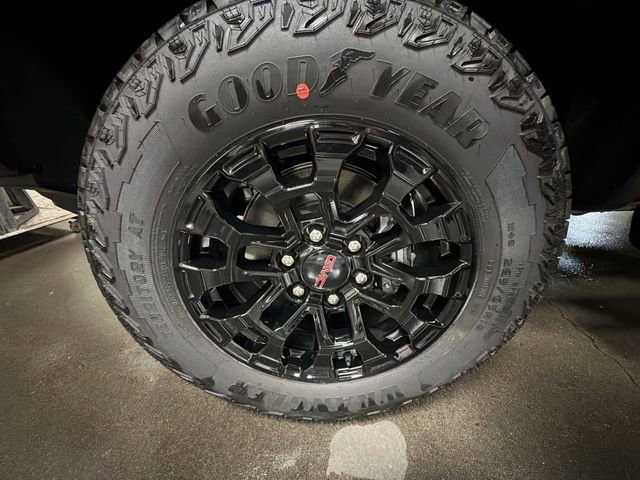 New 2026 GMC Canyon Elevation w/ Convenience Package image 60