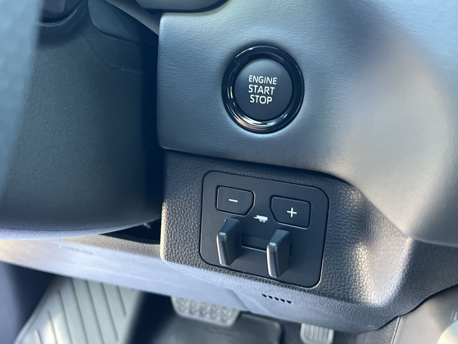 New 2026 Toyota Tundra Platinum AWD/4WD image 27