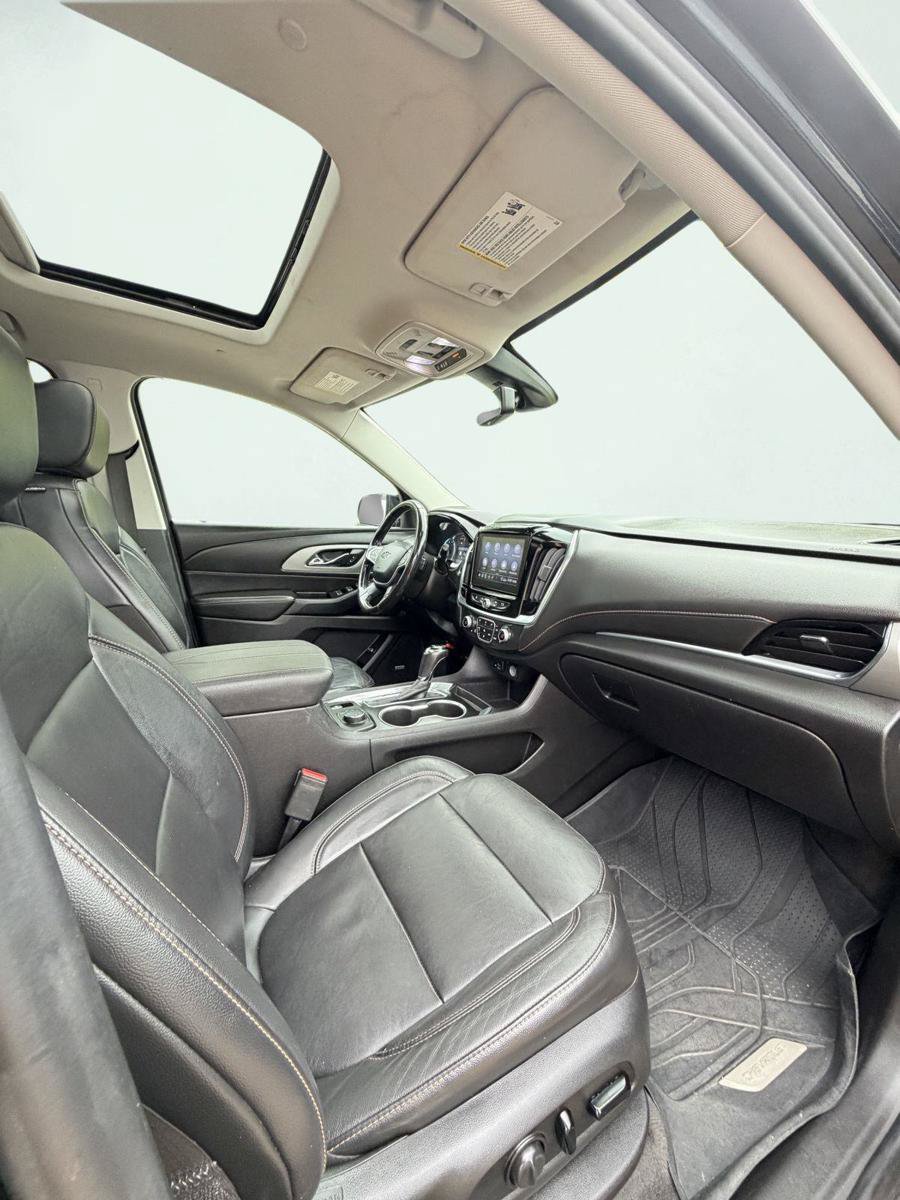 Used 2020 Chevrolet Traverse RS AWD/4WD image 21