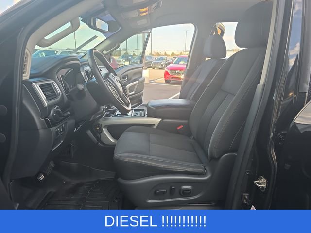 Used 2019 Nissan Titan SV w/ SV Convenience Package image 12
