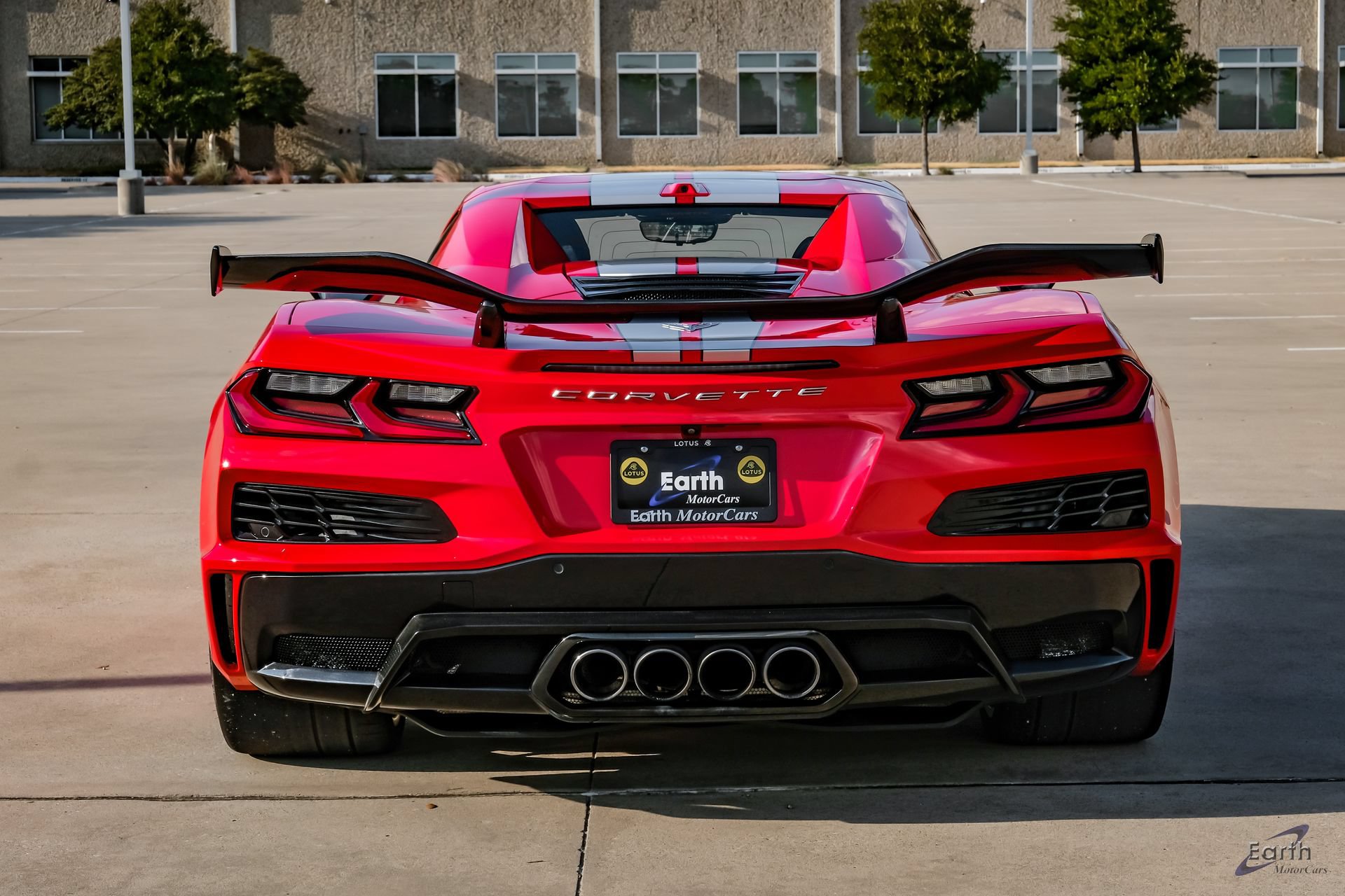 Used 2024 Chevrolet Corvette Z06 w/ Z07 Performance Package RWD image 12
