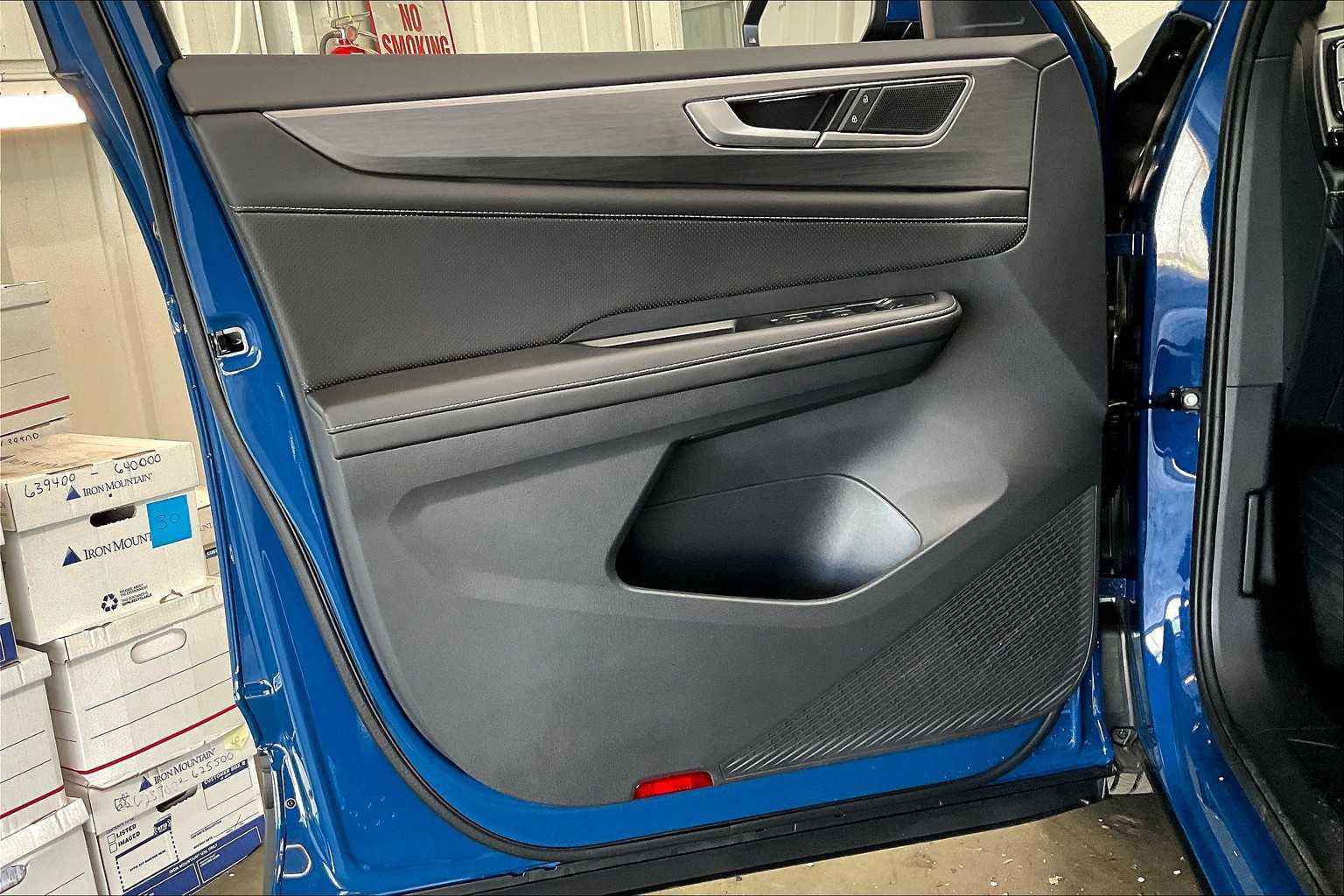 New 2025 Volkswagen Atlas Cross Sport SE image 23