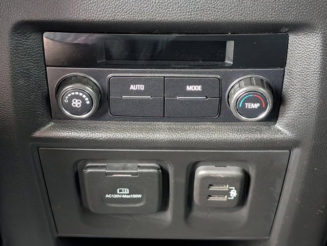 Used 2021 Chevrolet Traverse RS w/ LPO, Floor Liner Package AWD/4WD image 32