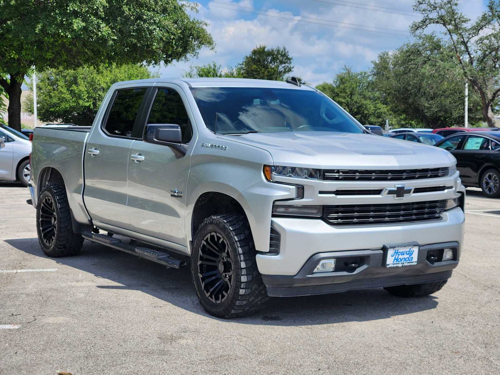 Used 2020 Chevrolet Silverado 1500 RST w/ Texas Edition RWD image 3