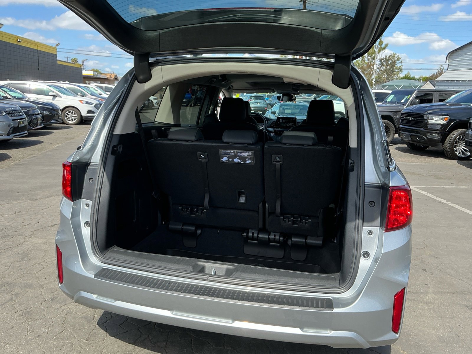 Used 2025 Honda Odyssey EX-L image 25