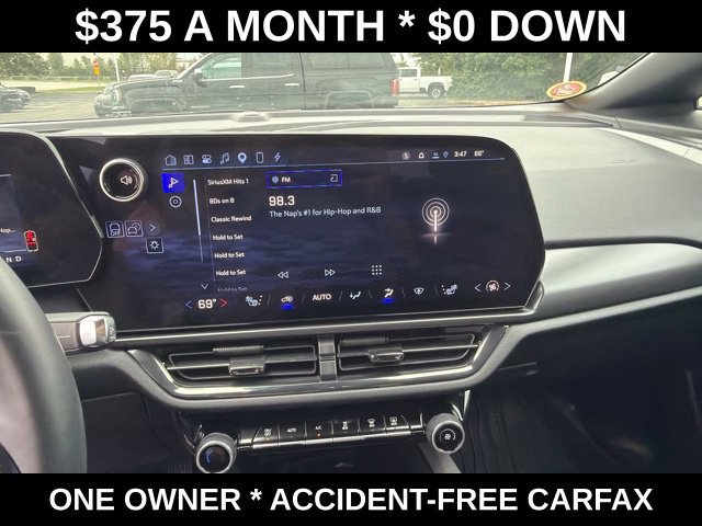 Used 2024 Chevrolet Equinox EV RS w/ LPO, Illumination Package FWD image 21