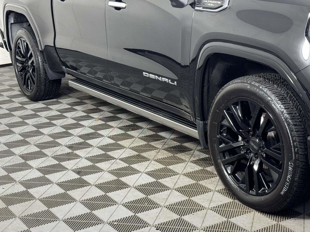 Used 2022 GMC Sierra 1500 Denali Ultimate AWD/4WD image 12
