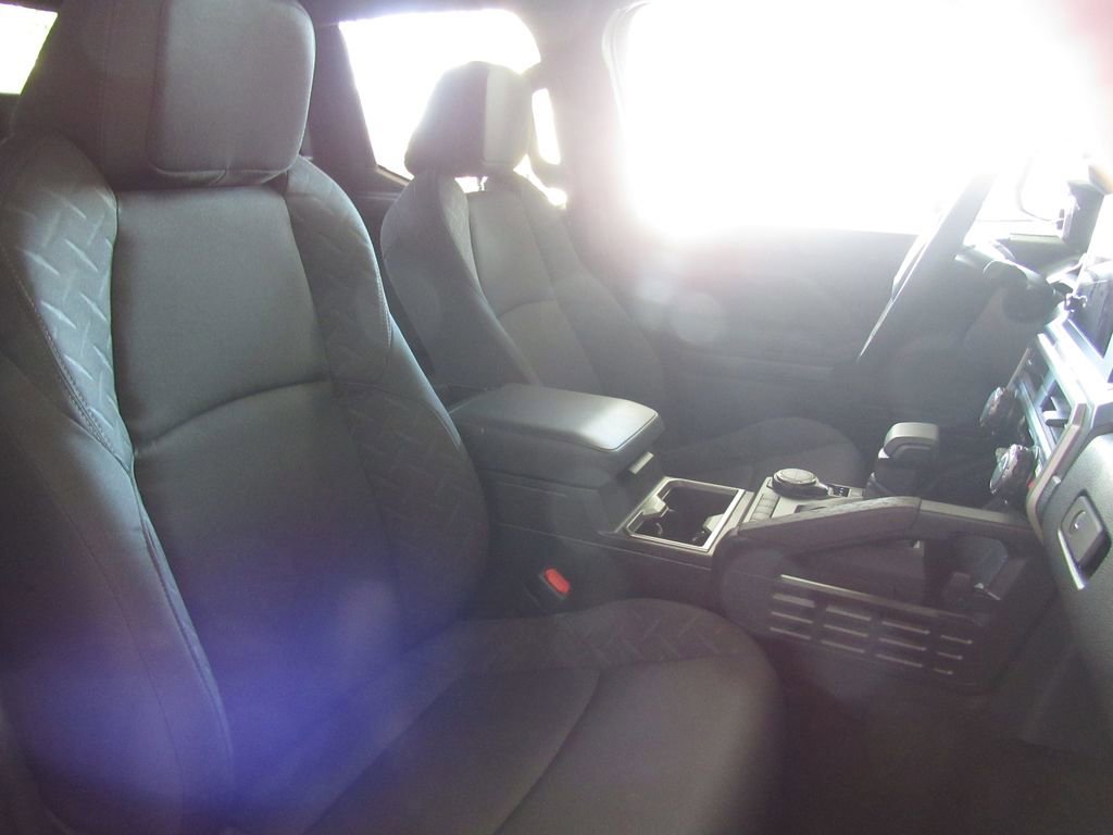 Certified 2026 Toyota Tacoma SR5 AWD/4WD image 23