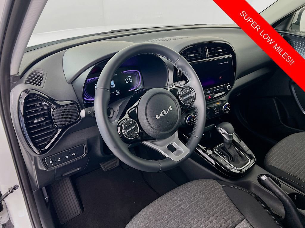 Certified 2025 Kia Soul EX image 10
