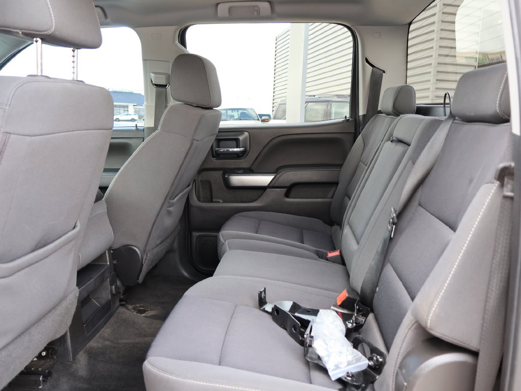 Used 2018 Chevrolet Silverado 1500 LT w/ All Star Edition AWD/4WD image 17