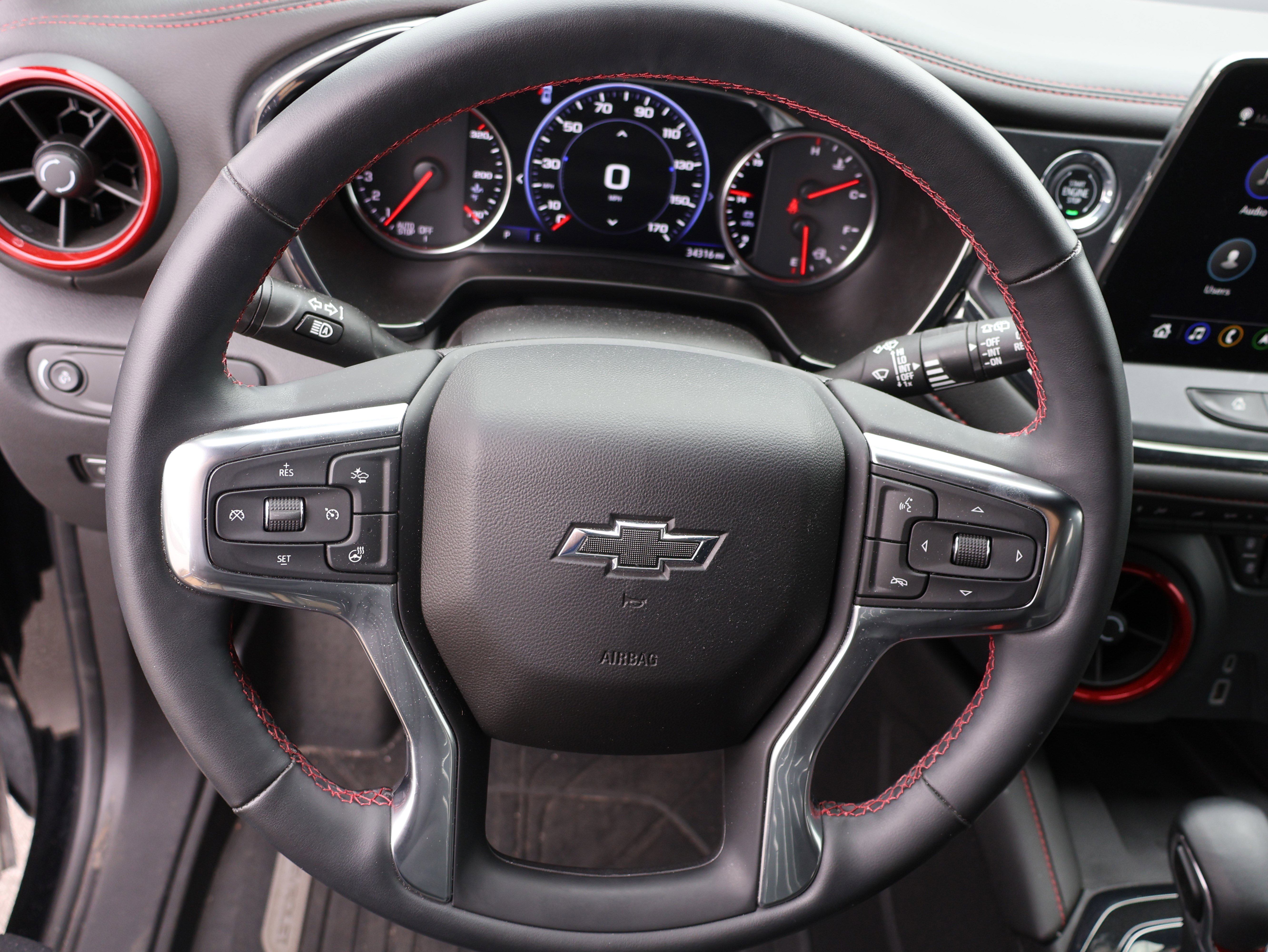 Used 2024 Chevrolet Blazer RS w/ Enhanced Convenience Package AWD/4WD image 38