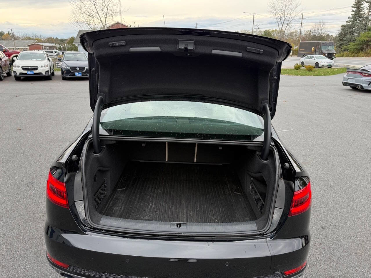 Used 2017 Audi A4 2.0T Premium Plus image 15