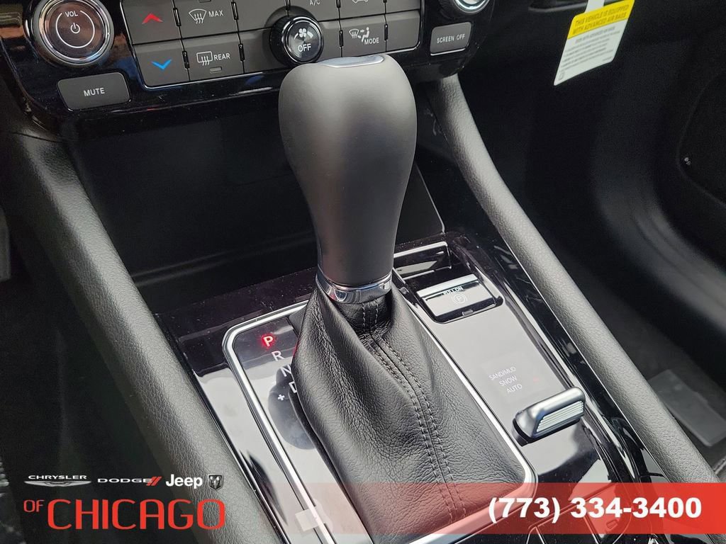 New 2026 Jeep Compass Latitude image 33