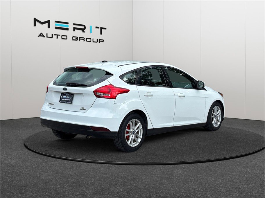 Used 2017 Ford Focus SE FWD image 9
