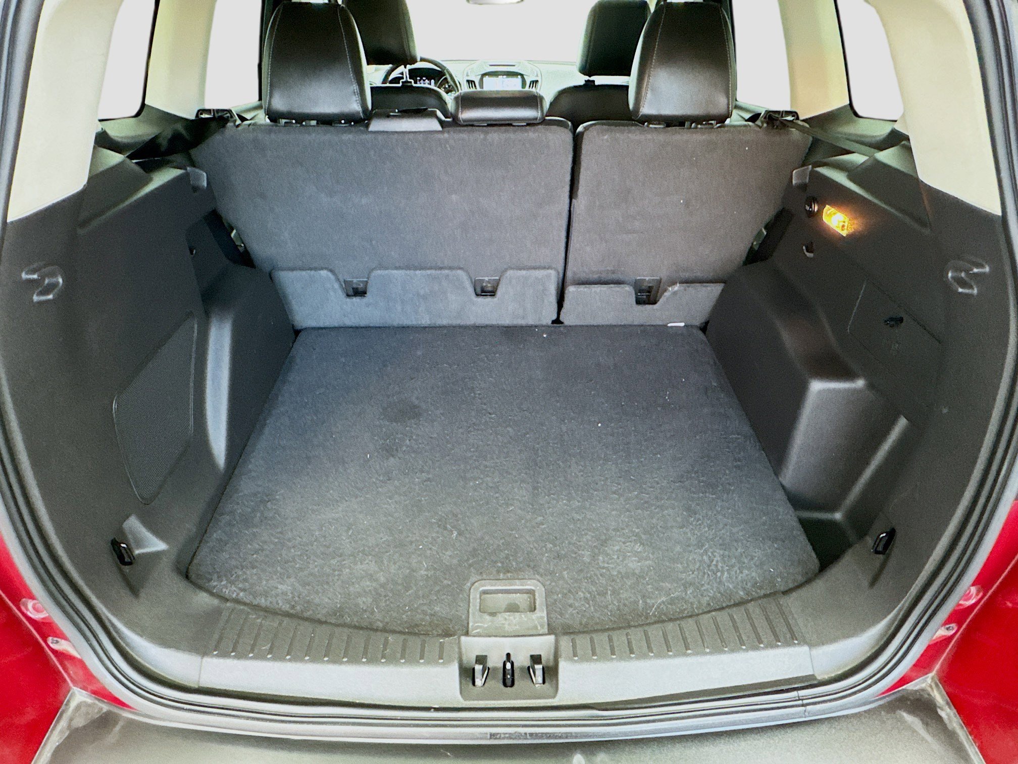 Used 2017 Ford Escape Titanium image 18