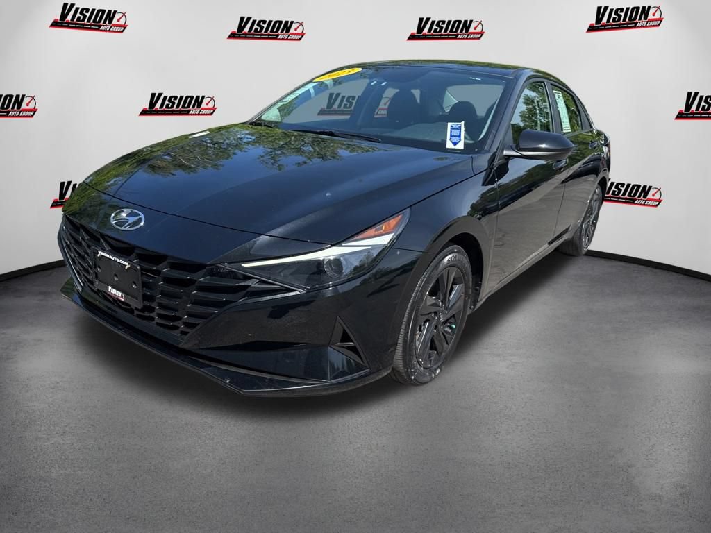 Used 2023 Hyundai Elantra SEL w/ Preferred Accessory Package