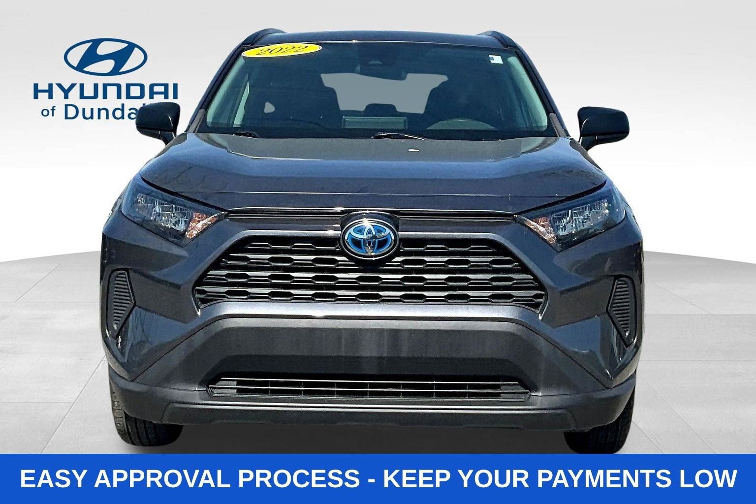 Used 2022 Toyota RAV4 LE AWD/4WD image 2