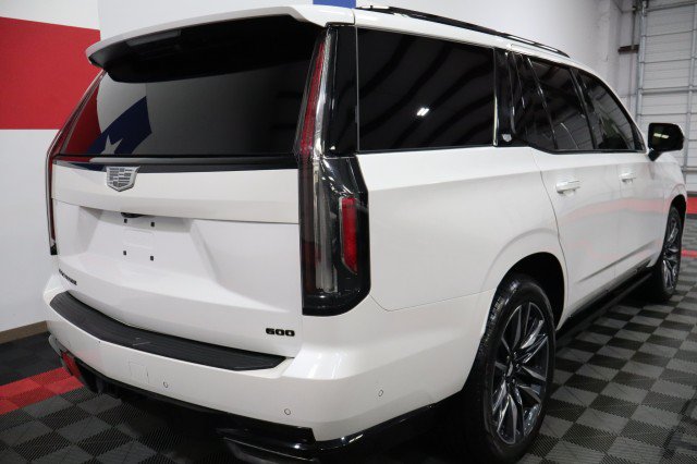 Used 2023 Cadillac Escalade Sport w/ Touring Package AWD/4WD image 18