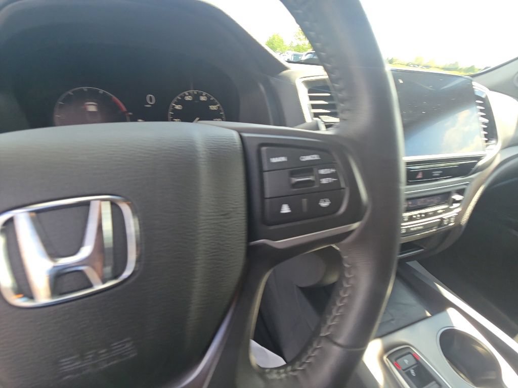 Certified 2025 Honda Ridgeline Sport image 19