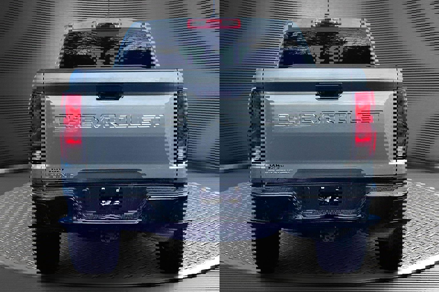 Used 2024 Chevrolet Colorado Trail Boss w/ Safety Package image 5