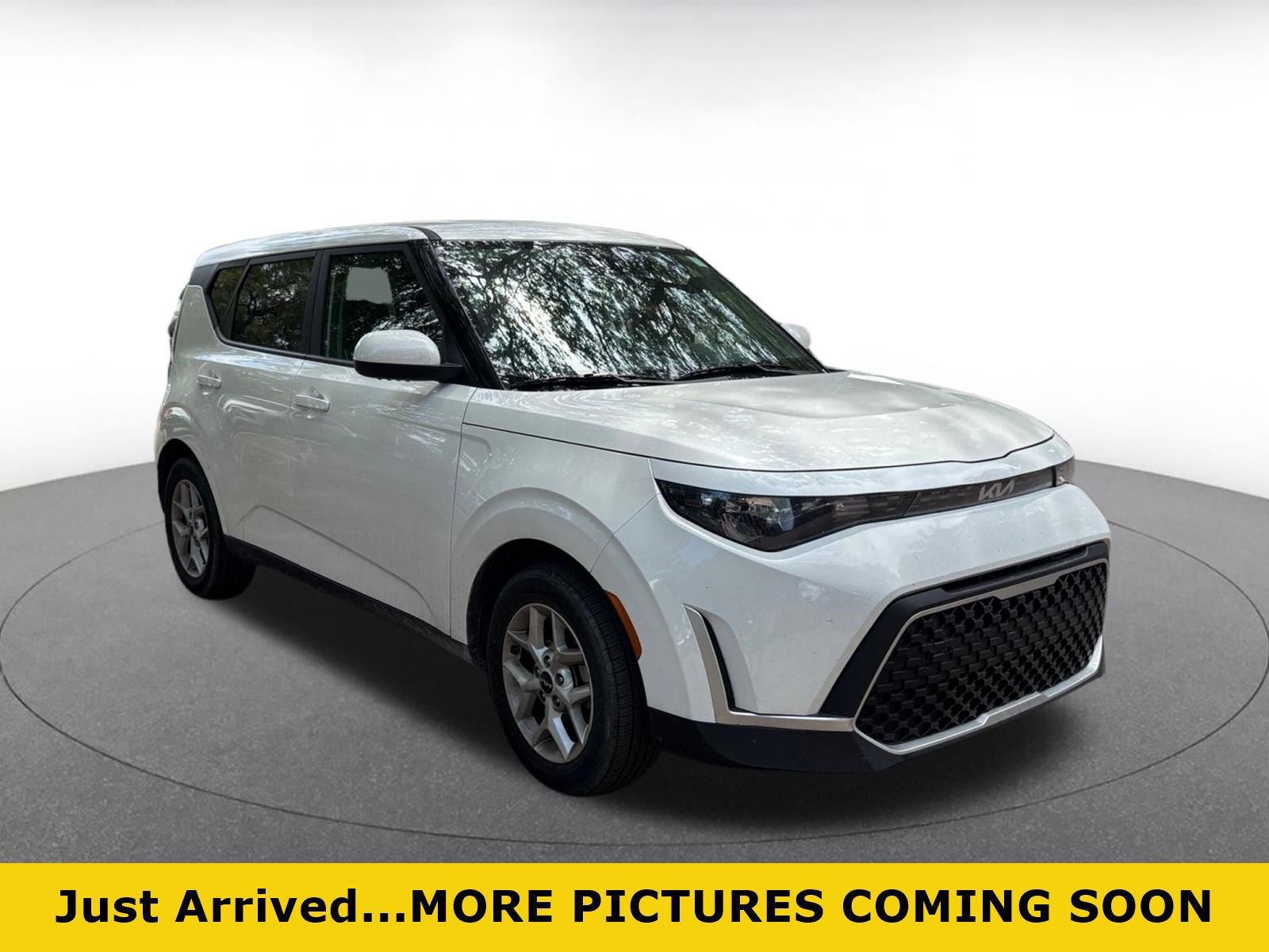 Used 2025 Kia Soul LX w/ LX Technology Package