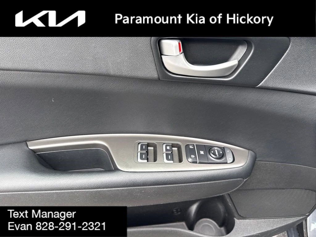 Used 2019 Kia Optima LX FWD image 16