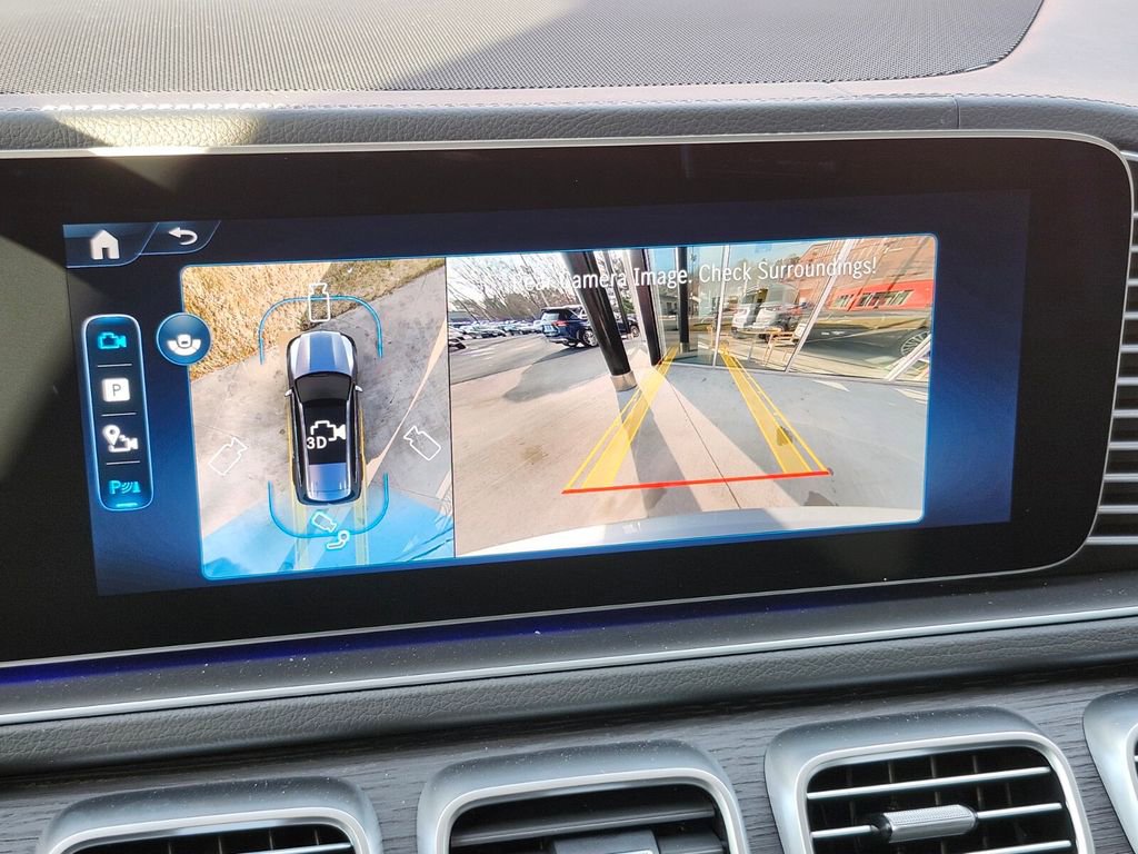 New 2026 Mercedes-Benz GLS 450 4MATIC image 23