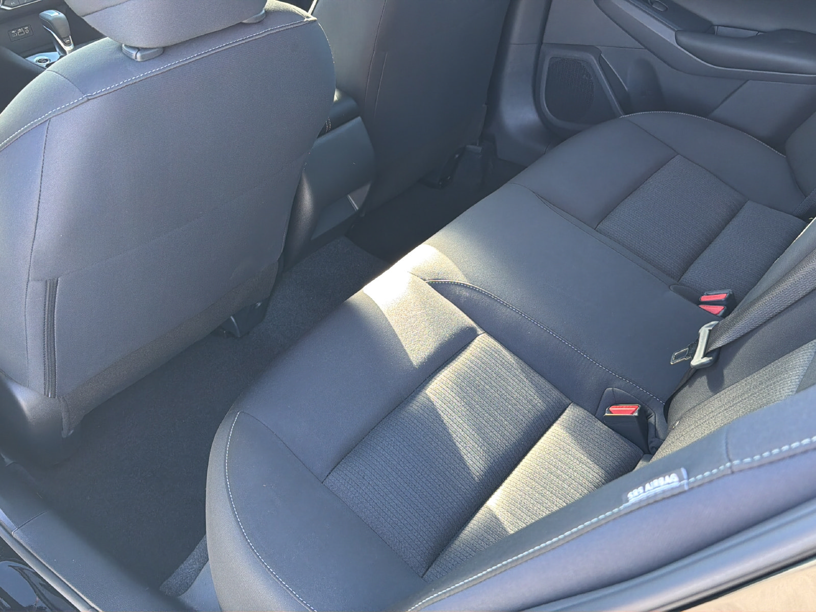 Used 2025 Nissan Altima 2.5 S FWD image 35