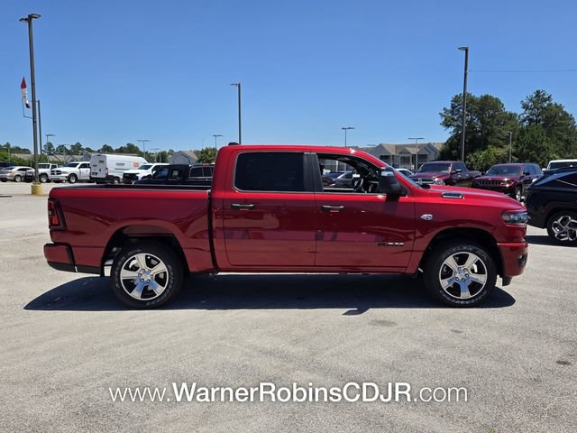 New 2026 RAM 1500 Express AWD/4WD image 14