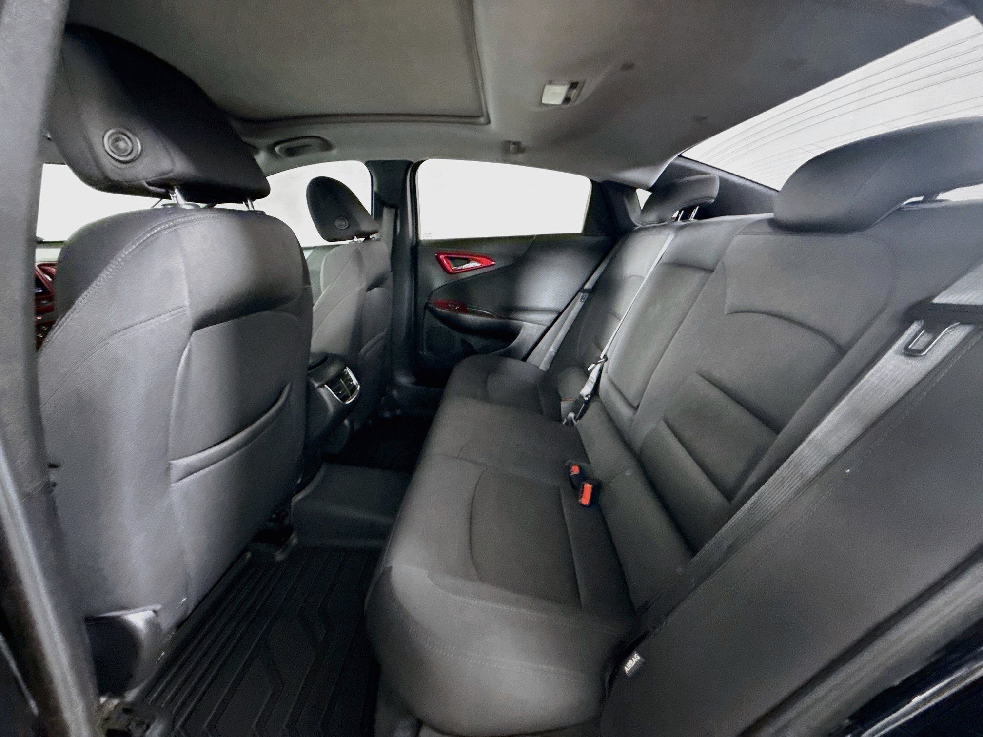 Used 2022 Chevrolet Malibu LT FWD image 25