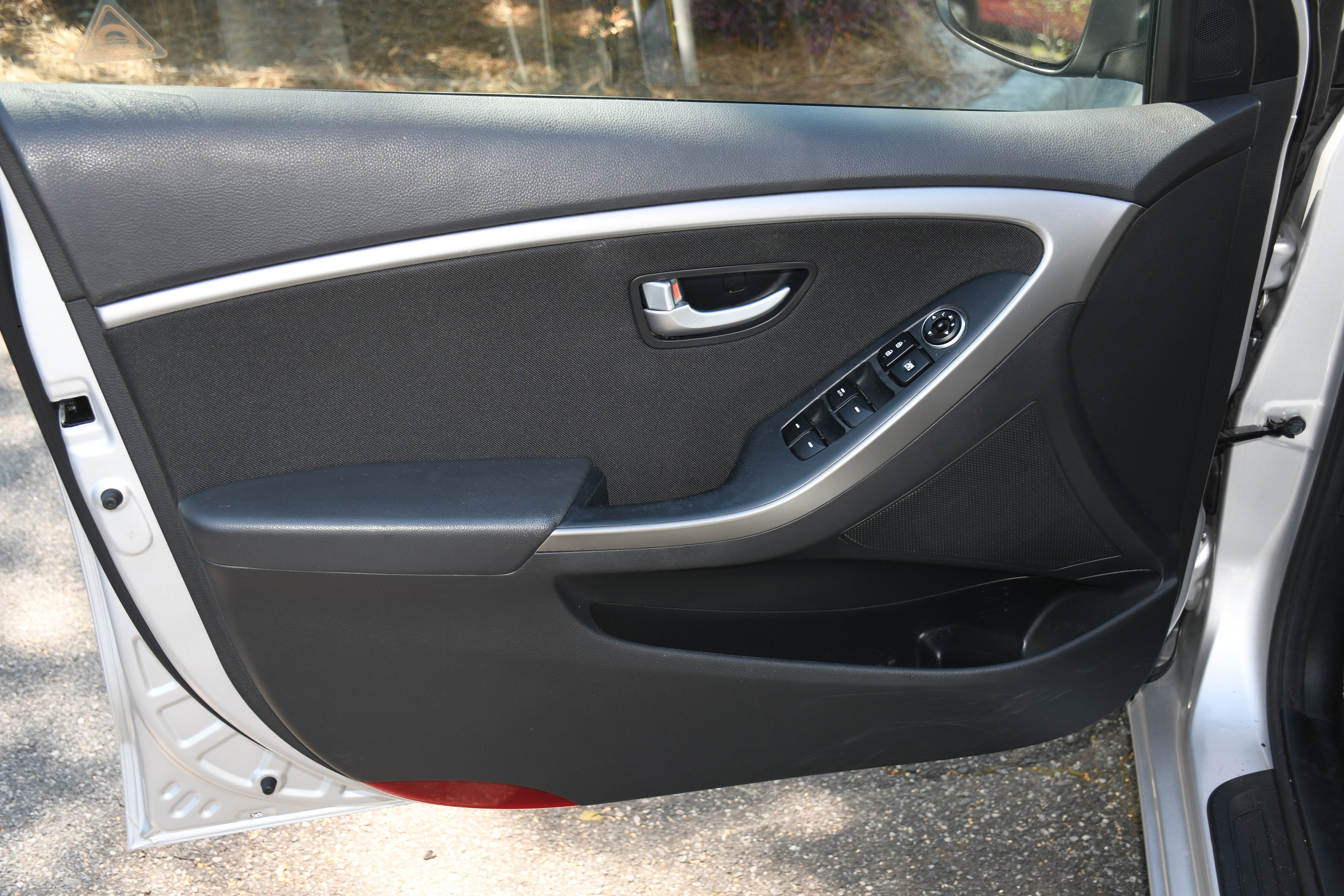 Used 2016 Hyundai Elantra GT w/ Option Group 02 FWD image 9
